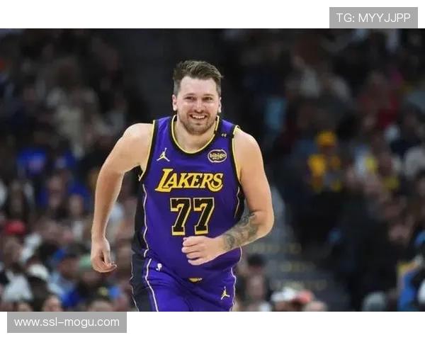 东契奇以3402967票当选2026年全明星票王